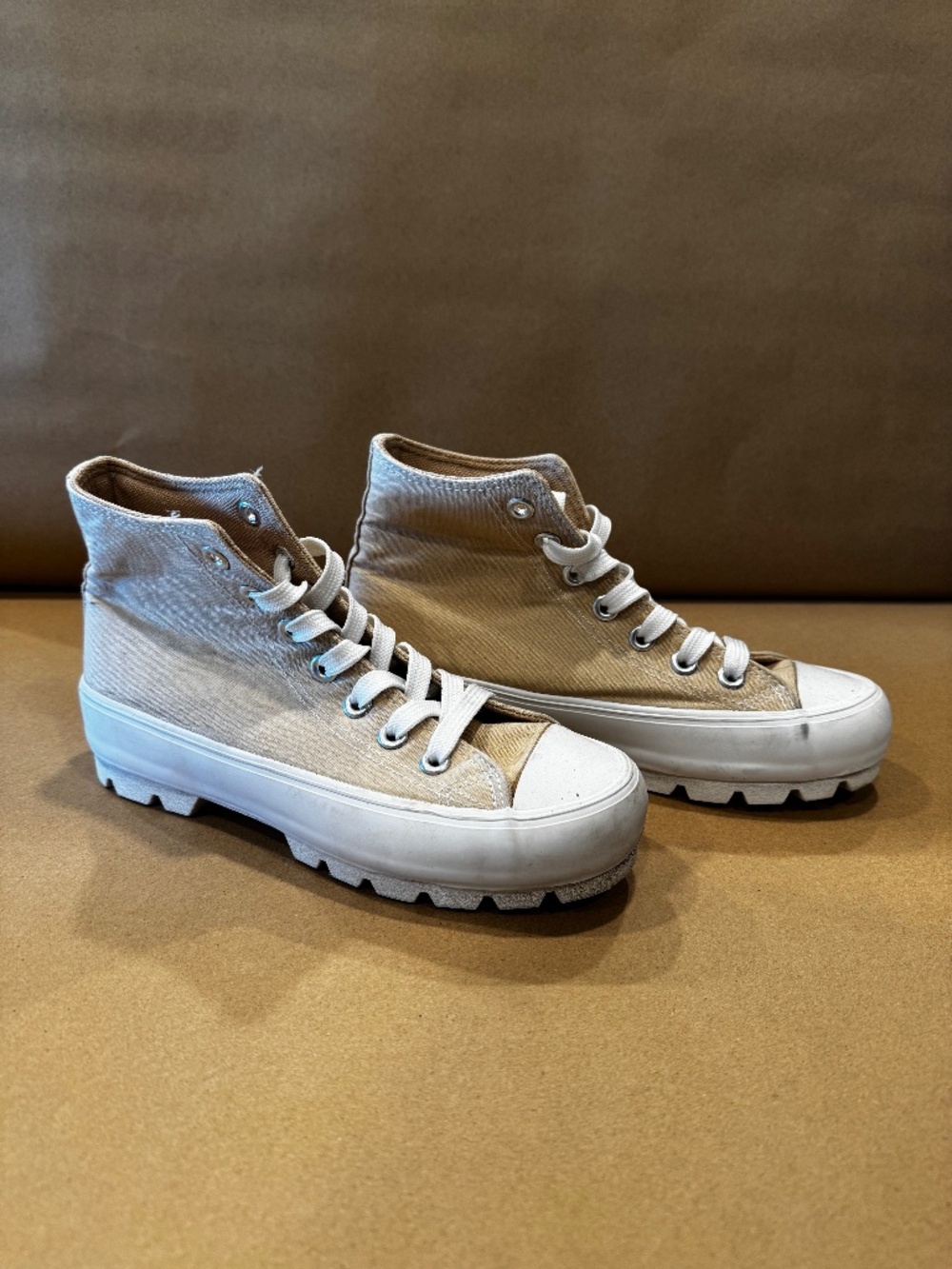 Lifted converse style shoes